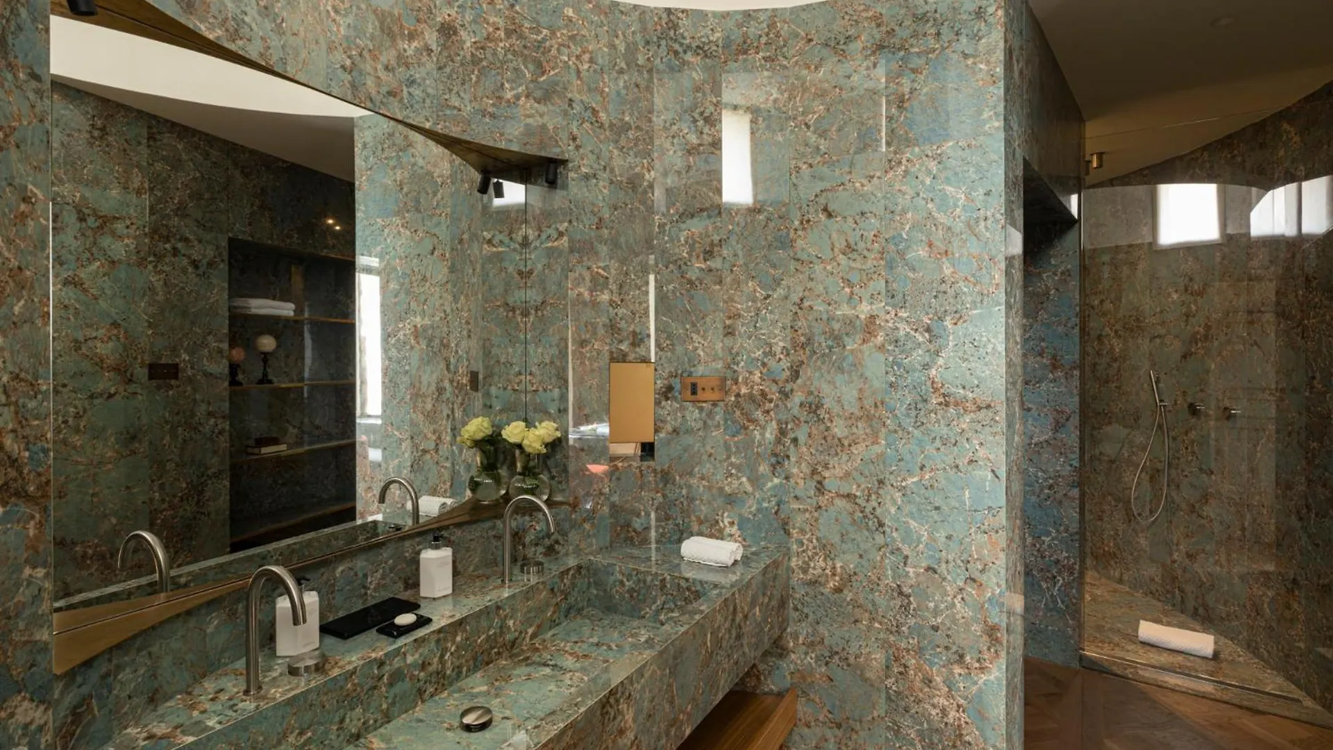 *****  Palazzo Shedir - The Leading Hotels Of The World Rome Italy